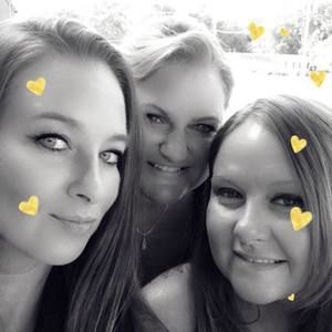 Meet your Posher, Carly